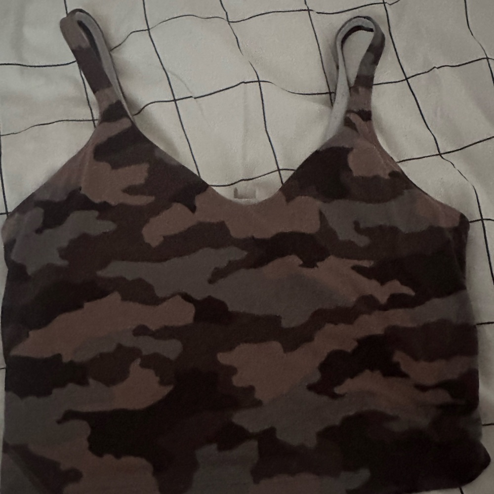 lulu camp align tank, size 8